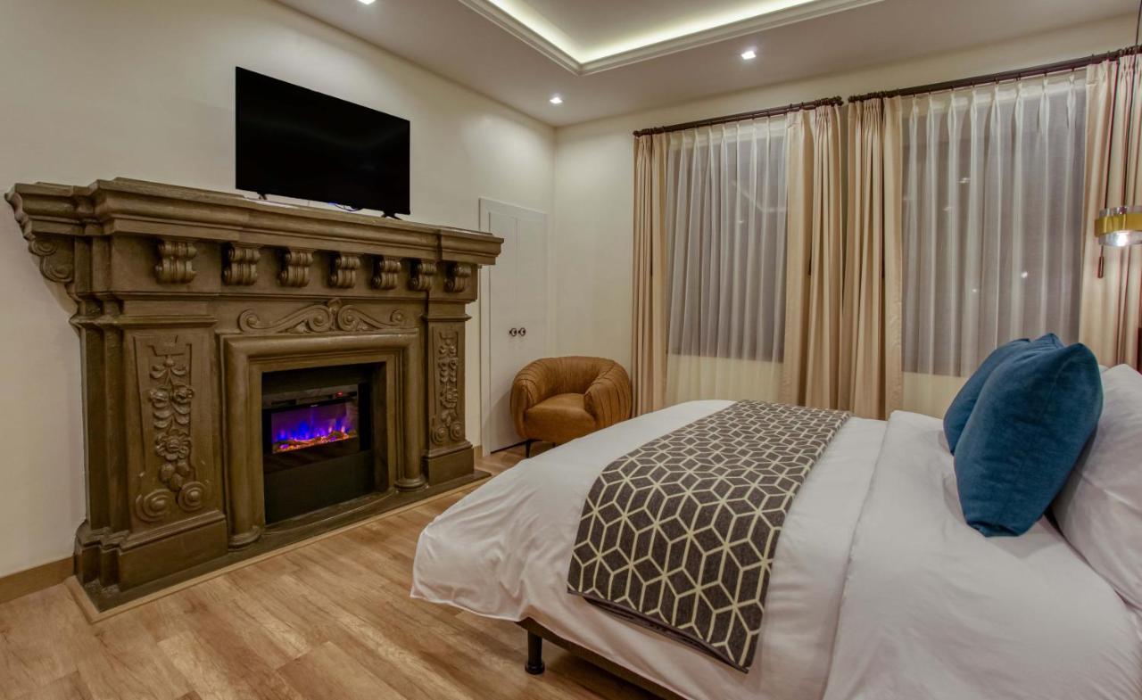 Wanderlot - Hotel Plaza Central Riobamba Extérieur photo